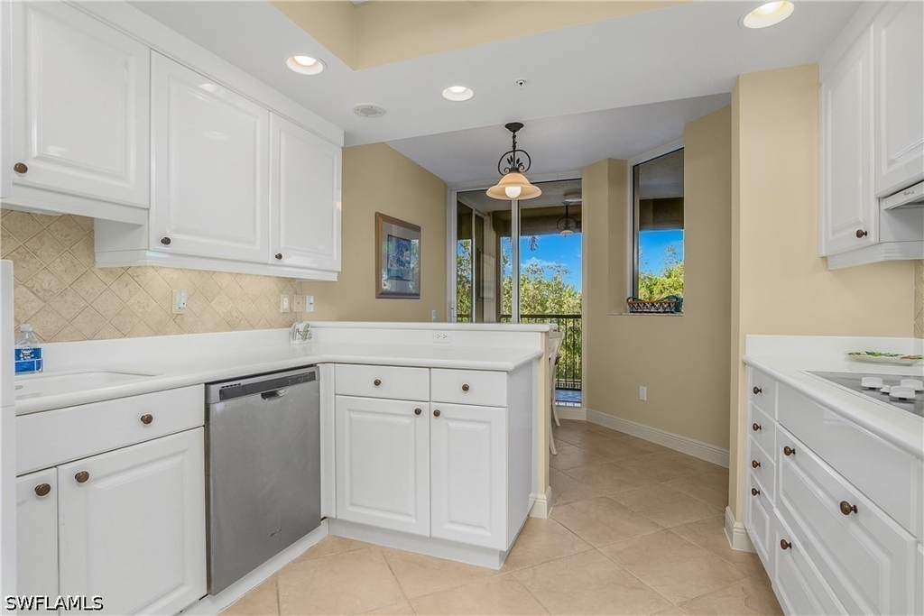 7225 Pelican Bay Boulevard - Photo 11