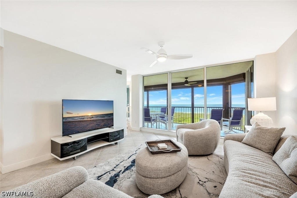 7225 Pelican Bay Boulevard - Photo 5