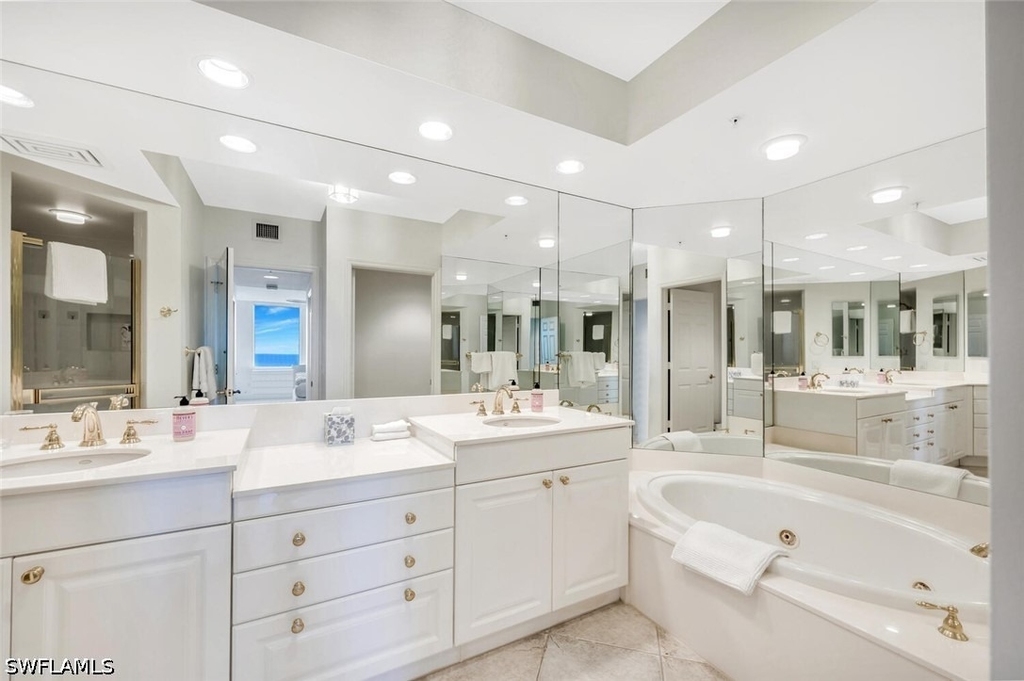 7225 Pelican Bay Boulevard - Photo 19