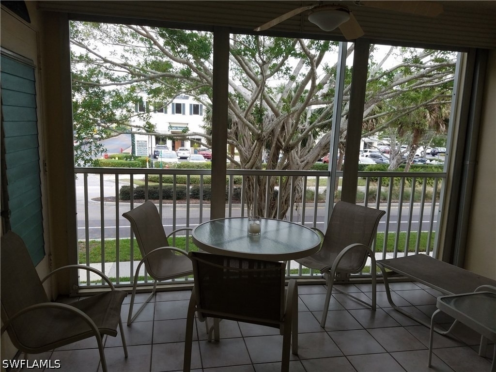 216 Banyan Boulevard - Photo 7
