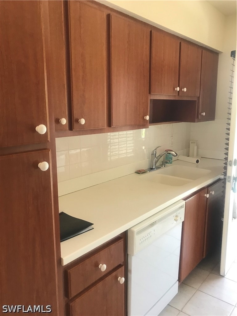 216 Banyan Boulevard - Photo 9