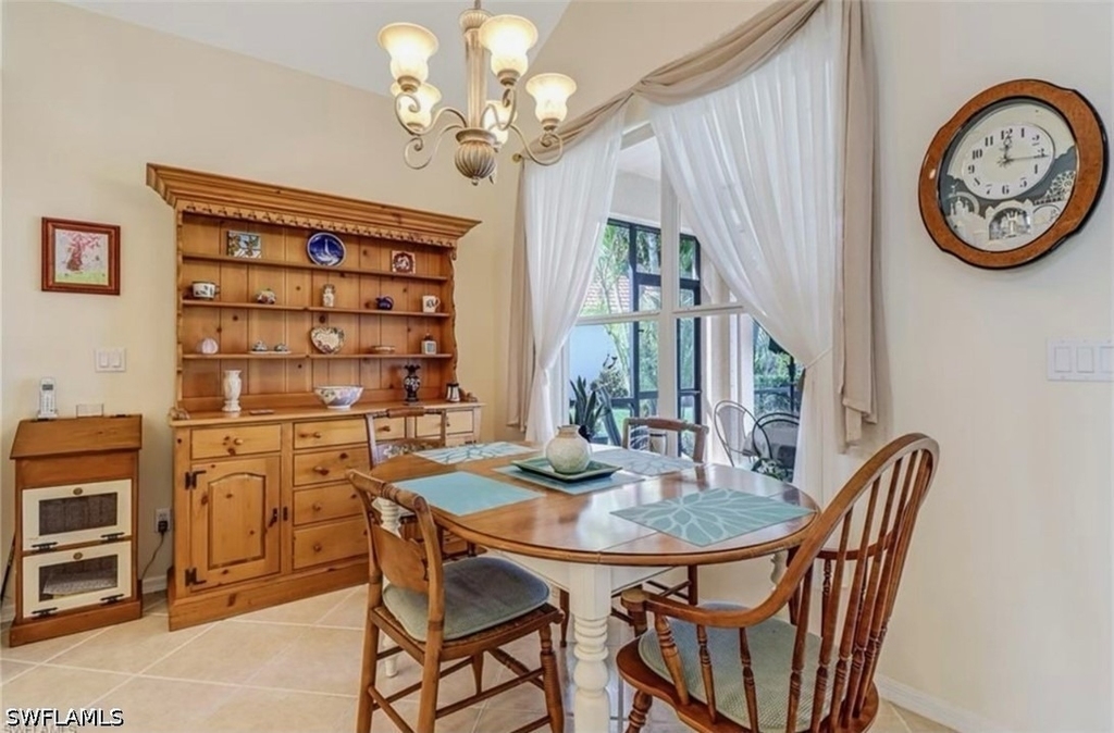 1041 Jardin Drive - Photo 2