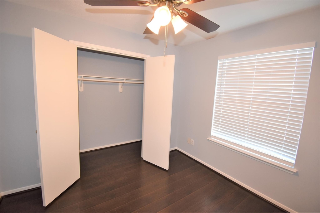 18319 Forest Dew Drive - Photo 15