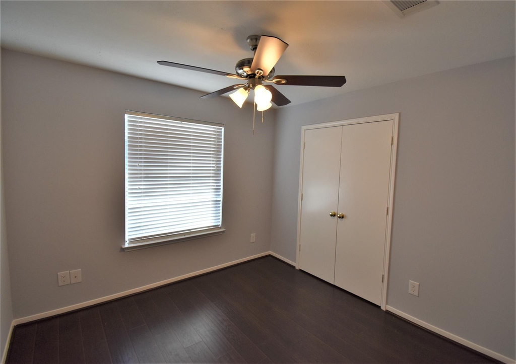 18319 Forest Dew Drive - Photo 11