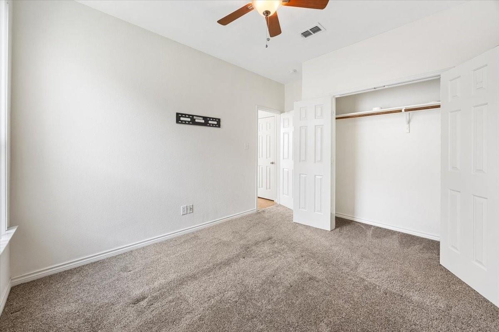 7704 Labrador Drive - Photo 24