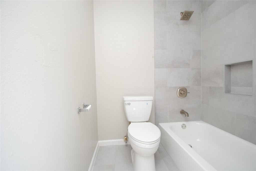 2501 Yoakum Boulevard - Photo 9
