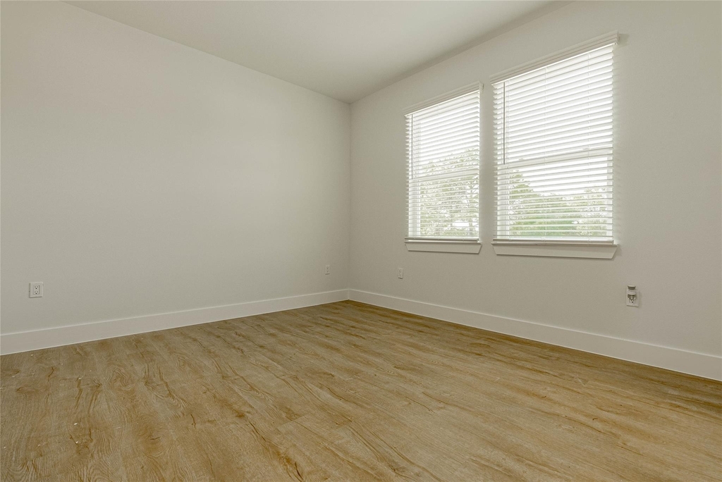 6006 Jerrycrest Drive - Photo 5