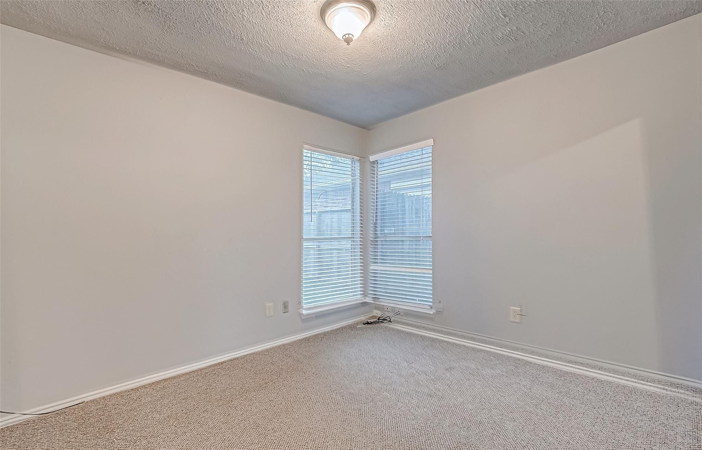 18315 Westlock Street - Photo 25