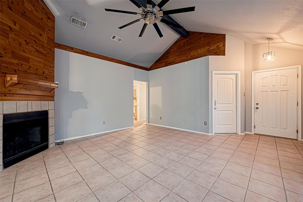 18315 Westlock Street - Photo 12