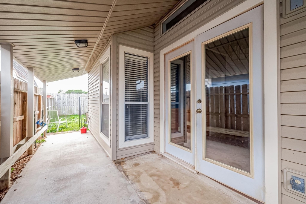 18315 Westlock Street - Photo 30