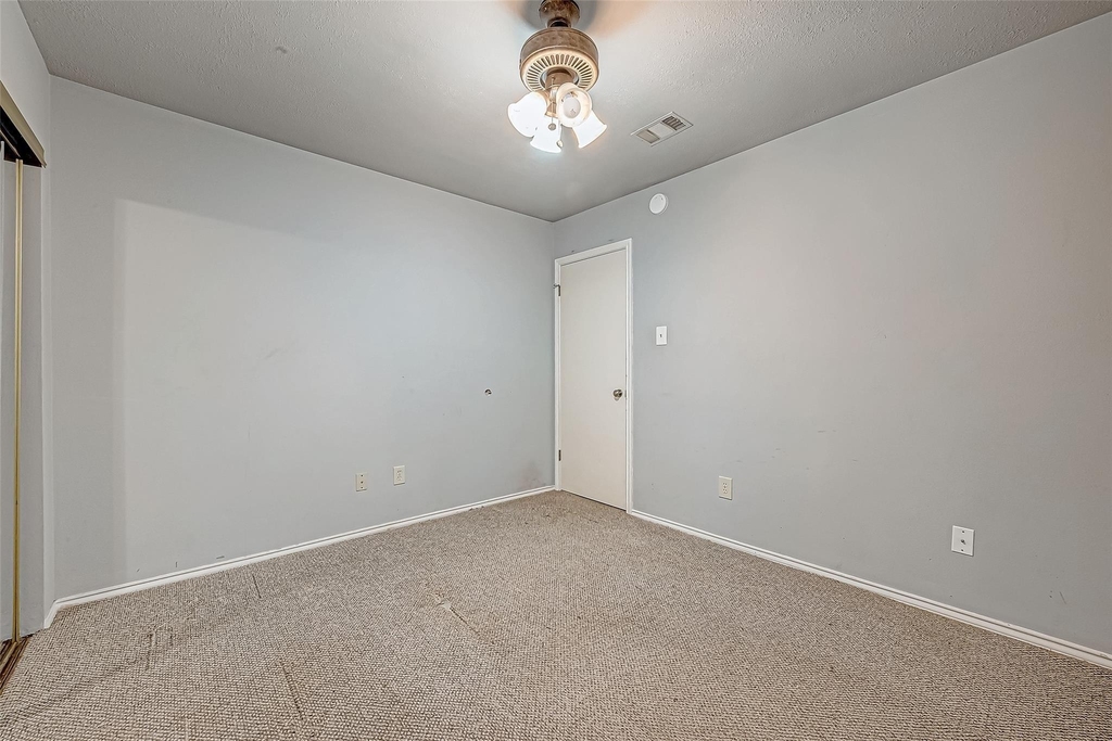 18315 Westlock Street - Photo 28