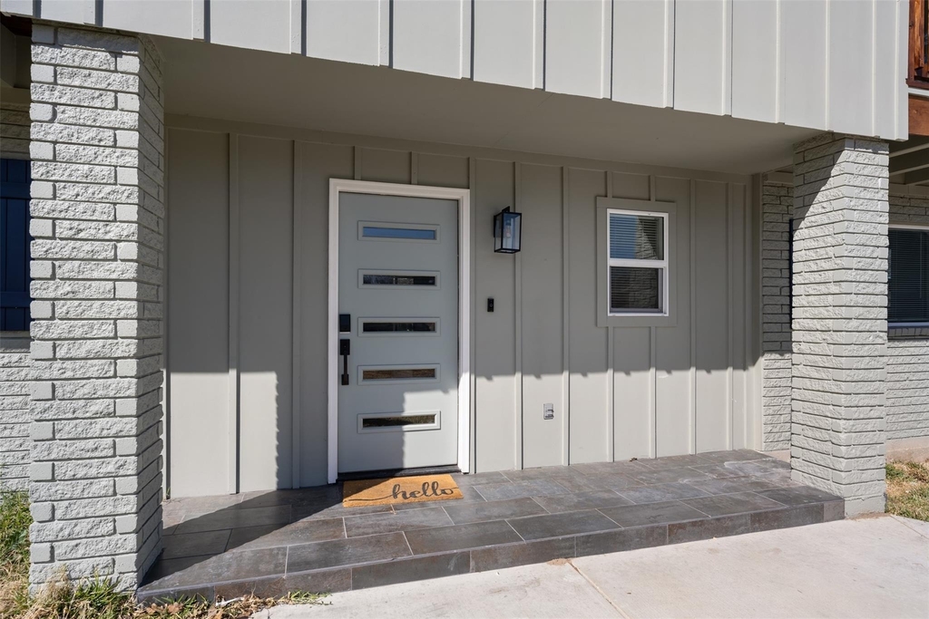 6104 Reicher Drive - Photo 2
