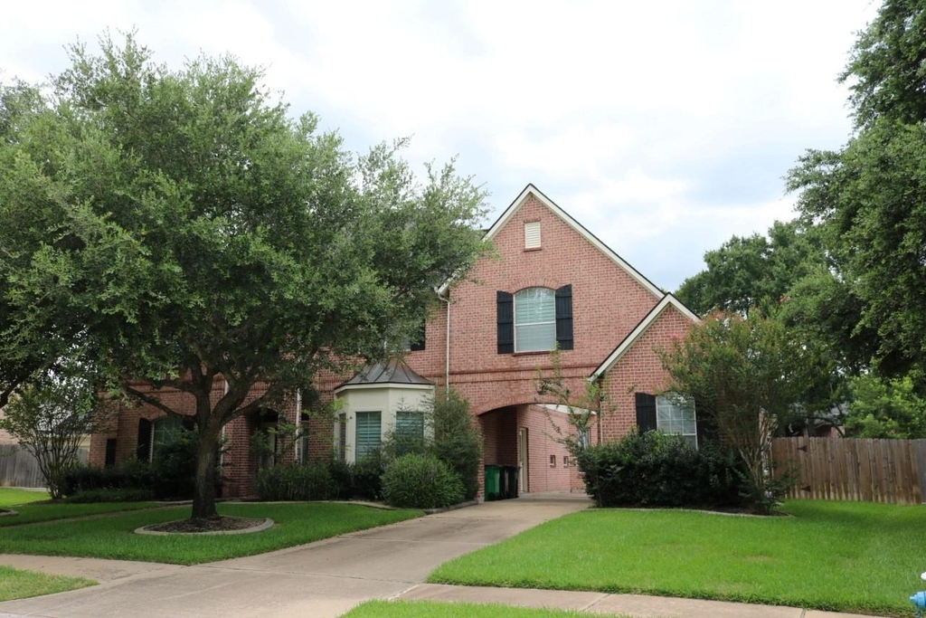 7102 Spring Run Lane - Photo 1