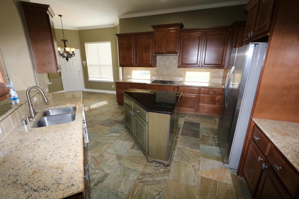 7102 Spring Run Lane - Photo 11