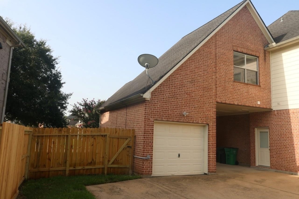 7102 Spring Run Lane - Photo 32