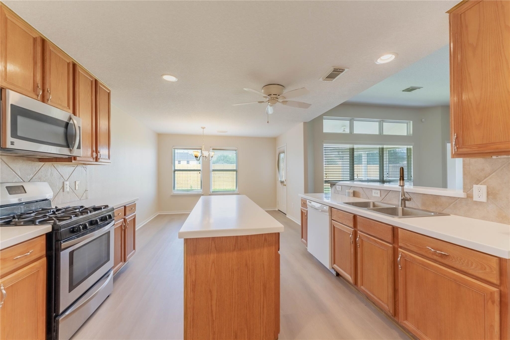 15334 Redbud Dale Court - Photo 5