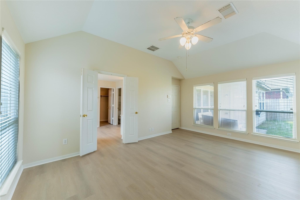15334 Redbud Dale Court - Photo 7