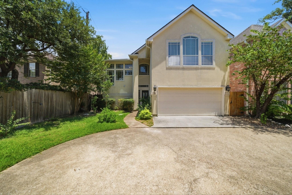 1413 Whispering Pines Drive - Photo 1