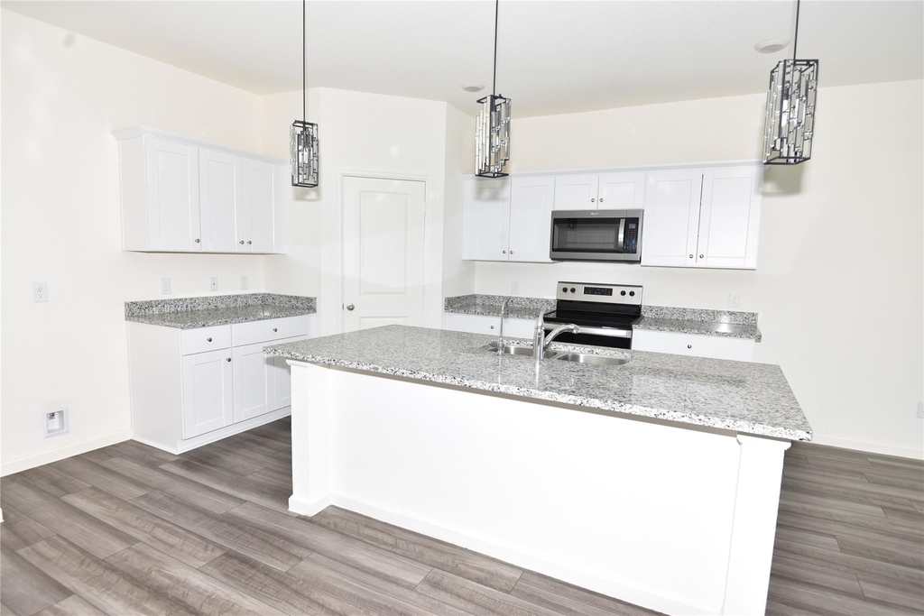 14706 Peaceful Way - Photo 2