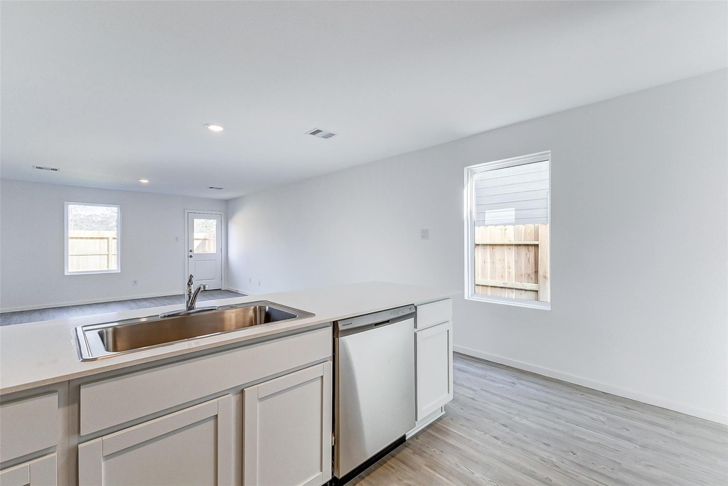 21438 Carosella Drive - Photo 10
