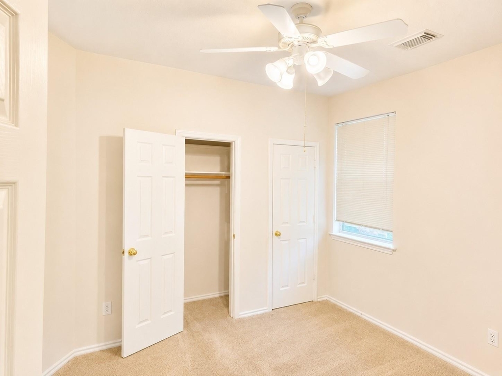 2319 Ligustrum Flower Drive - Photo 8