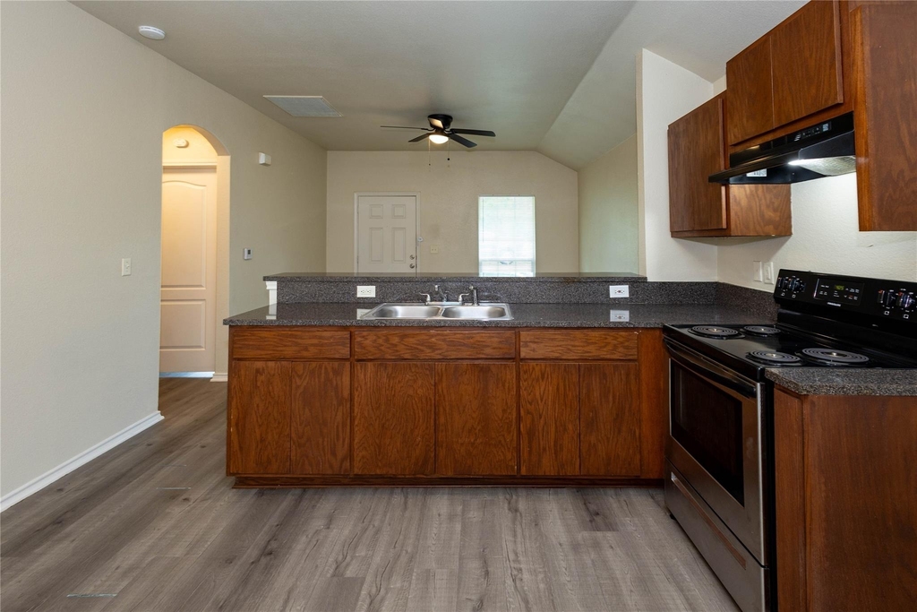 3940 Scranton Street - Photo 6