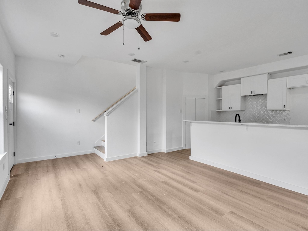 8629 Homewood Lane Unit B - Photo 22