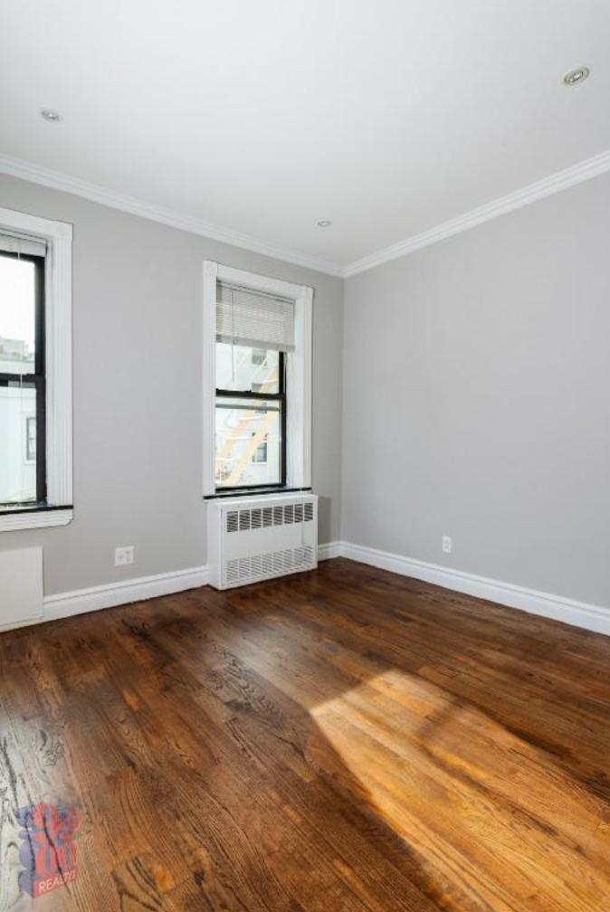 East 26th Street and 3rd Avenue - Photo 3