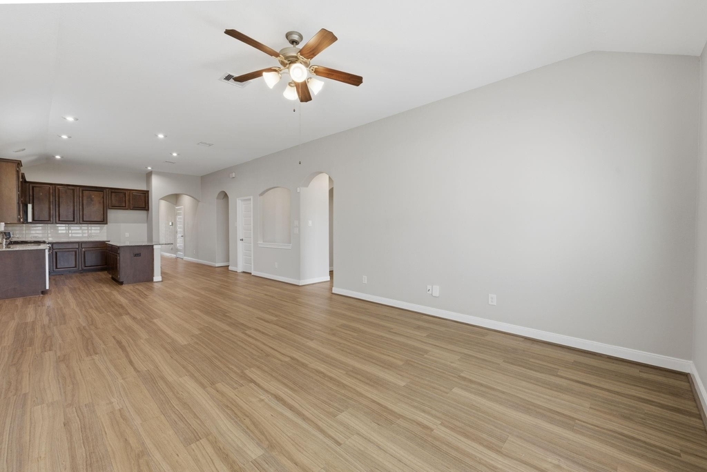 24230 Prairie Glen Lane - Photo 11