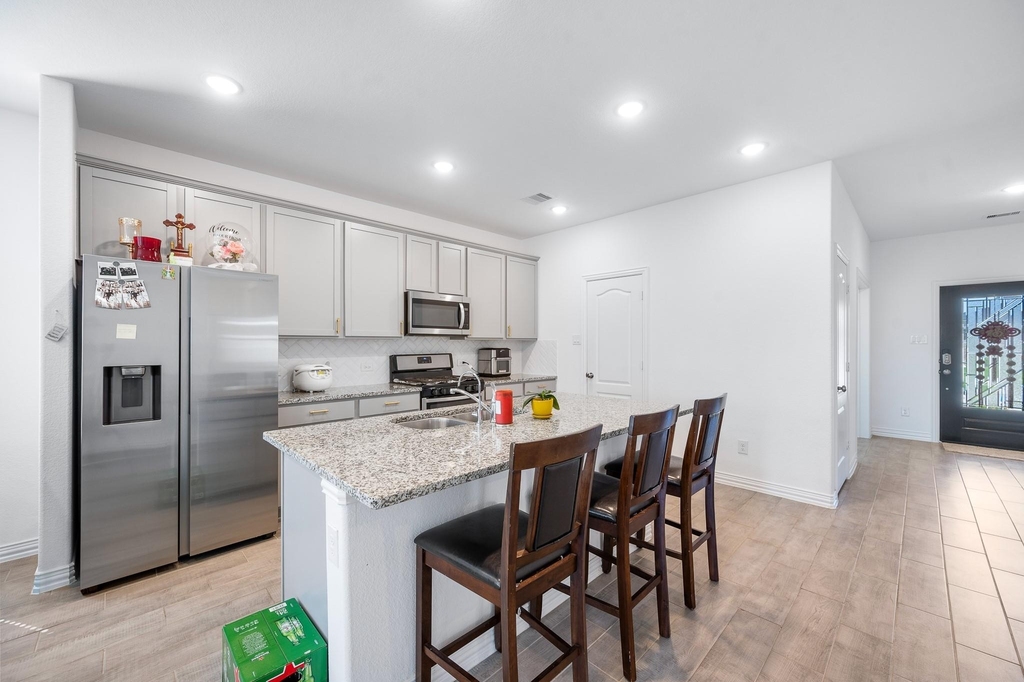 31243 Conover Drive - Photo 11