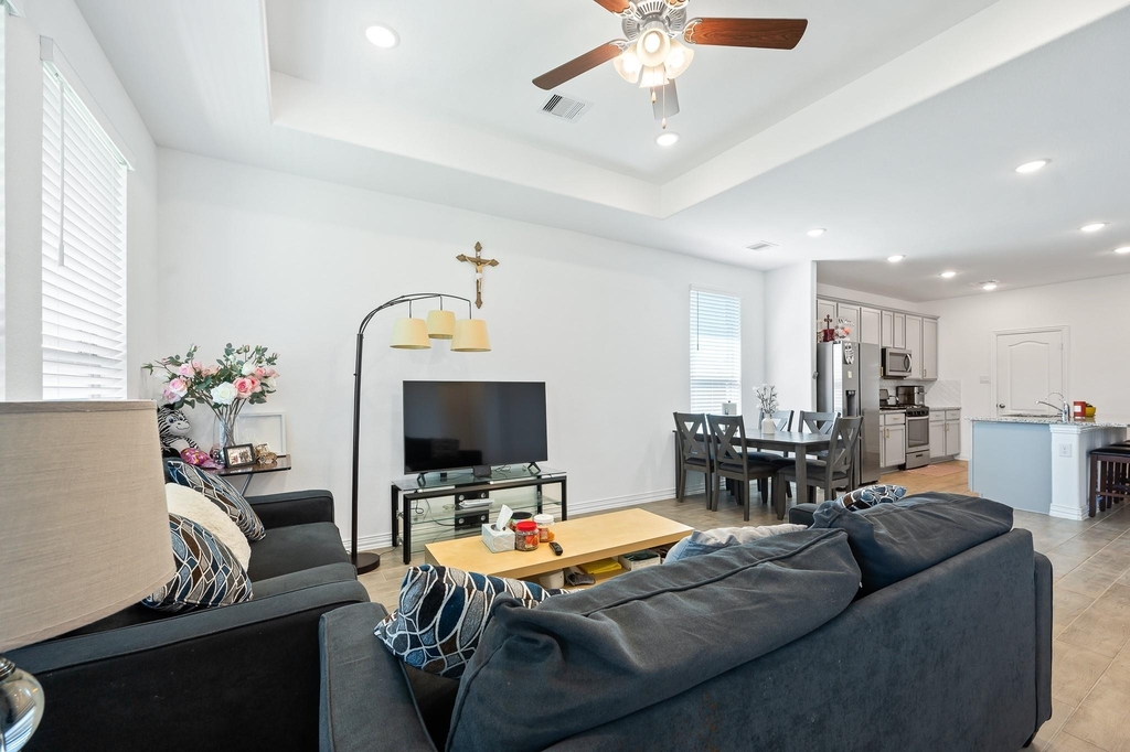 31243 Conover Drive - Photo 6