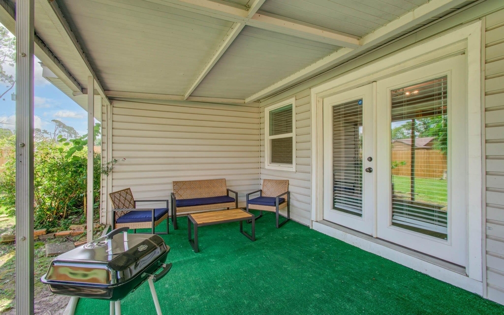 8018 Hammerly Boulevard - Photo 22