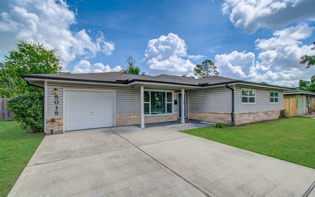 8018 Hammerly Boulevard - Photo 3