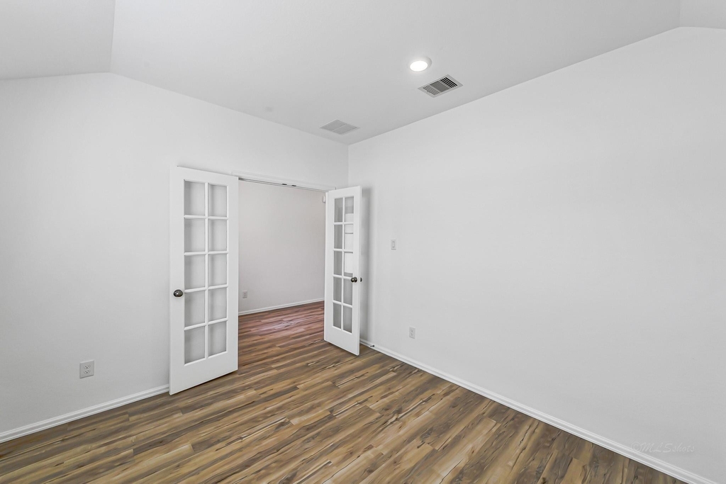 3718 Shadow Crest Lane - Photo 6