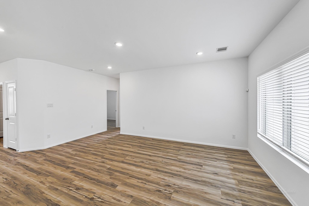 3718 Shadow Crest Lane - Photo 13