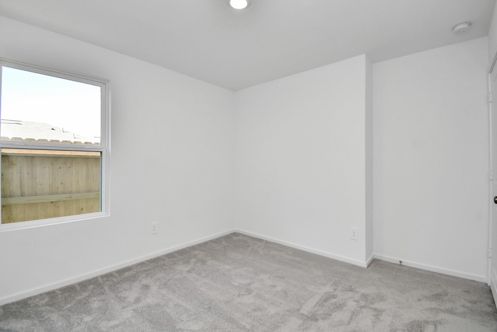 22760 Hackberry Leaf Drive - Photo 32