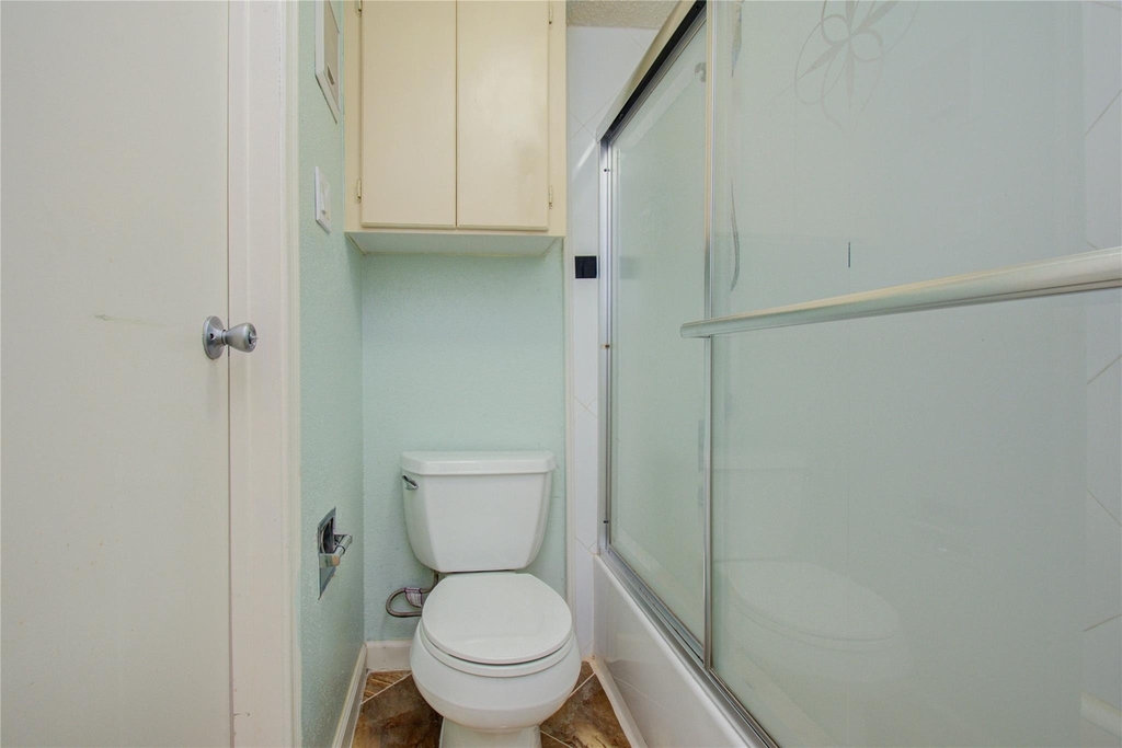 2750 Holly Hall Street - Photo 29