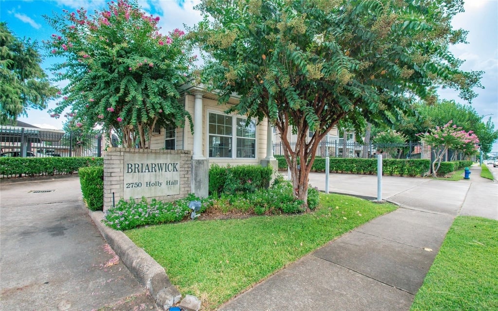 2750 Holly Hall Street - Photo 2