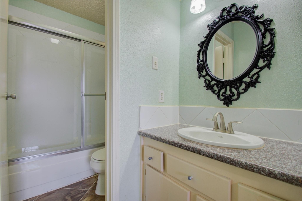 2750 Holly Hall Street - Photo 31
