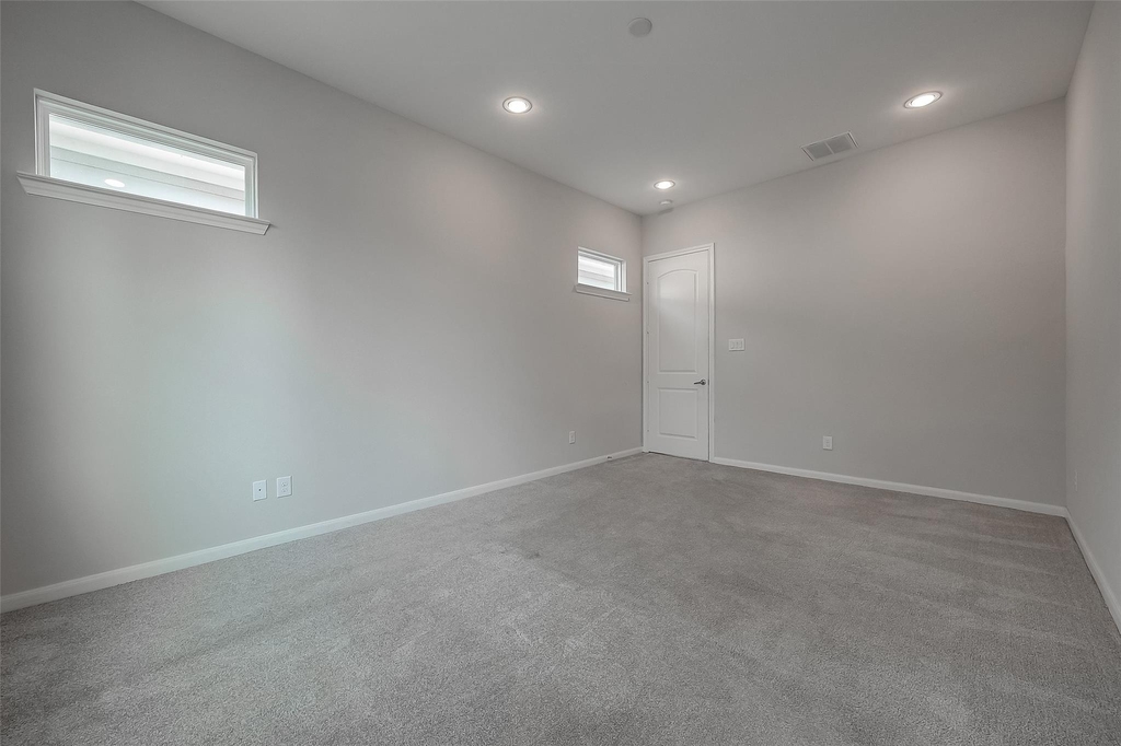 5610 Patrick Street - Photo 20