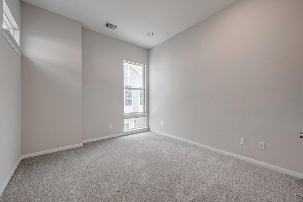 5610 Patrick Street - Photo 14