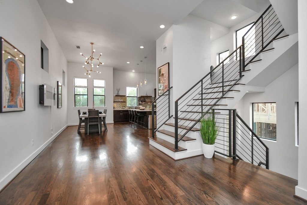 1705 Dunlavy Street - Photo 13
