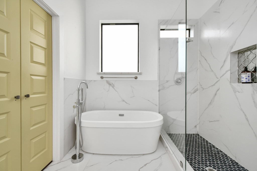 1705 Dunlavy Street - Photo 34