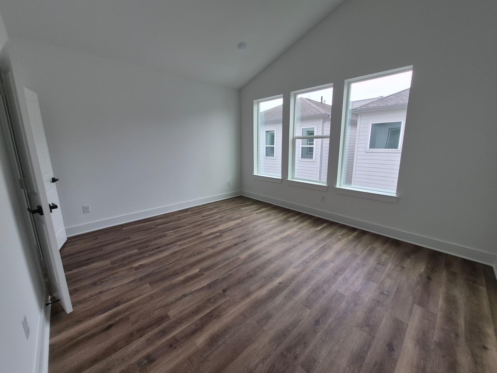 3213 St Emanuel Streets - Photo 12
