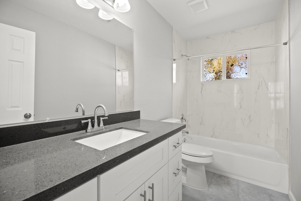 5123 Ridgeway Drive - Photo 15