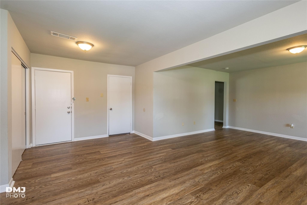 3140 Boyd Avenue - Photo 11