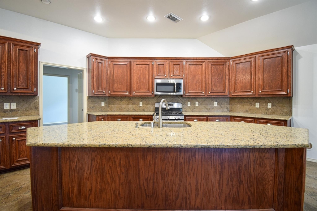 1511 Eden Meadows Drive - Photo 15