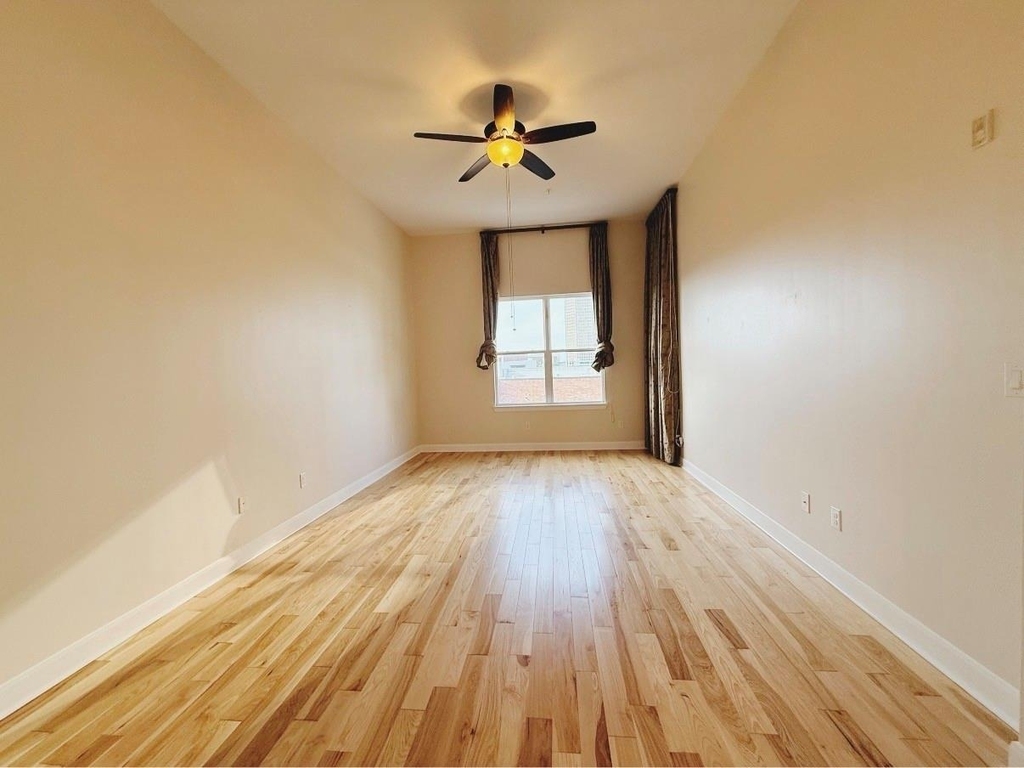 300 St Joseph Parkway - Photo 11