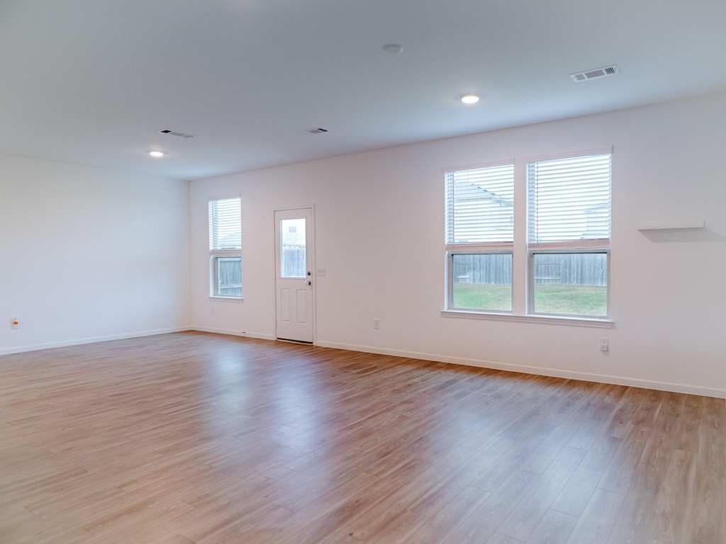 8214 Star Terrace Drive - Photo 9
