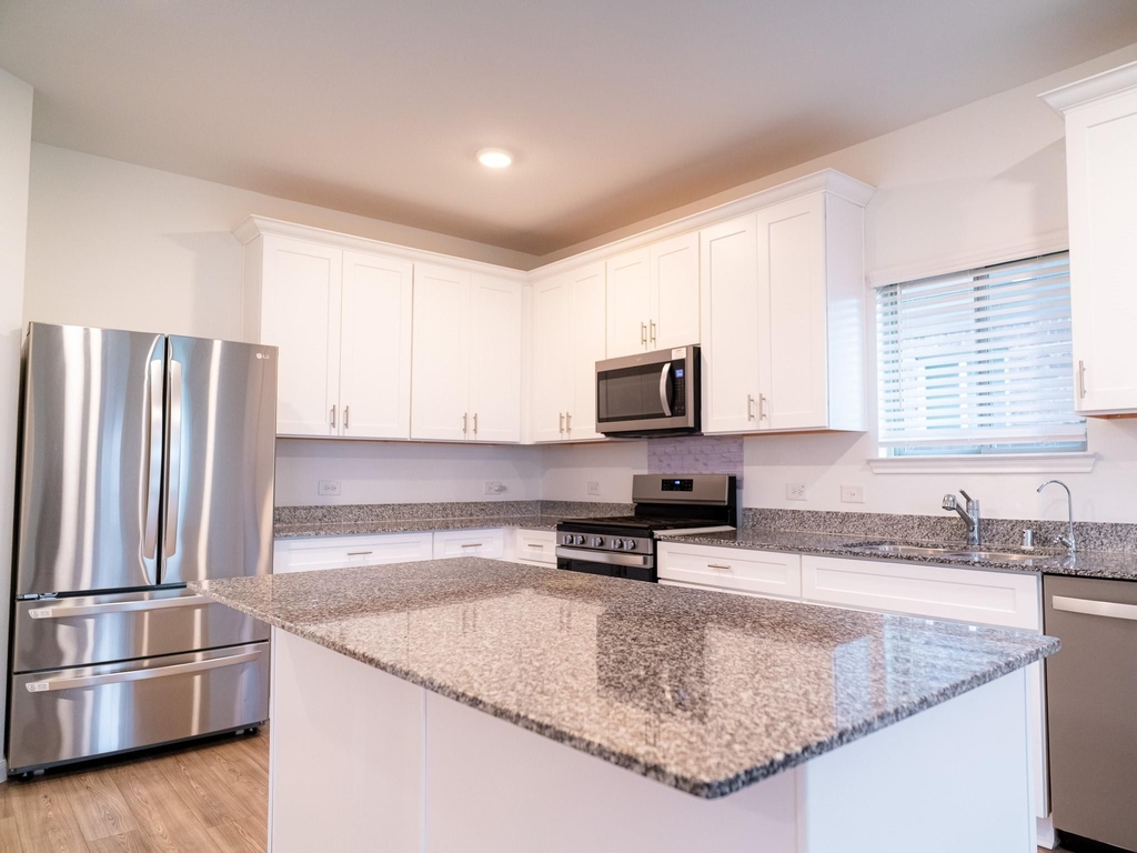 8214 Star Terrace Drive - Photo 12